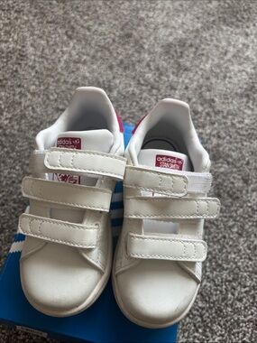 Adidas Stan Smith Kids White  and Pink